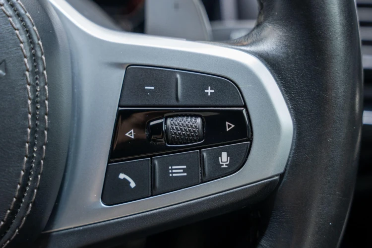 Vehicle Image 37