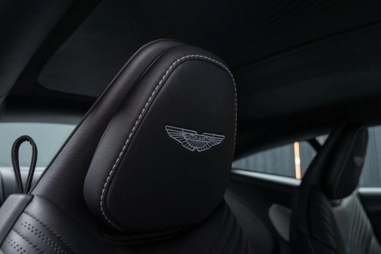 Vehicle Image 31