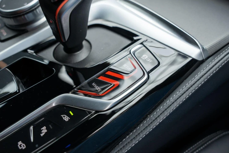 Vehicle Image 30