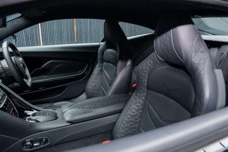 Vehicle Image 39