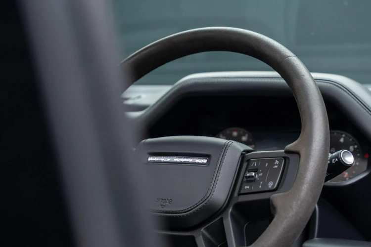 Vehicle Image 43