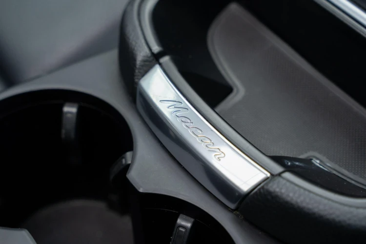 Vehicle Image 30