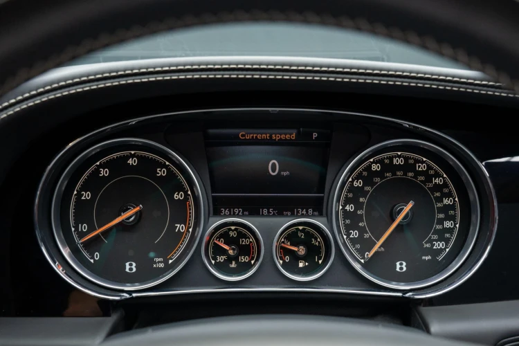 Vehicle Image 30