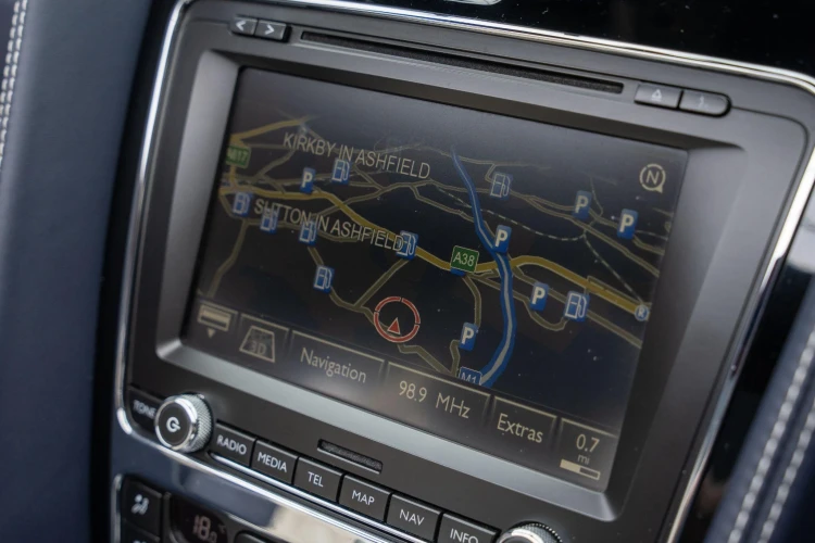 Vehicle Image 10