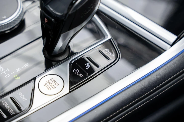 Vehicle Image 30