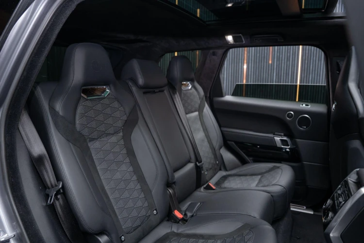 Vehicle Image 14