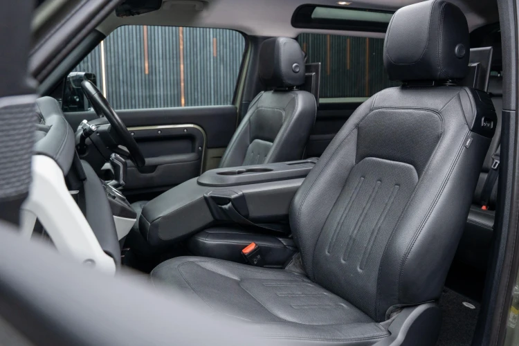 Vehicle Image 37