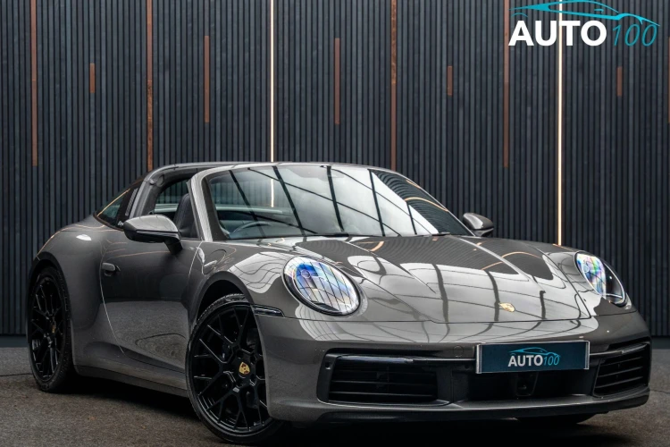 Porsche 911 Listing Image