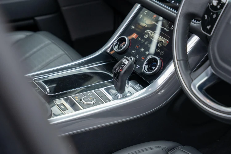 Vehicle Image 40