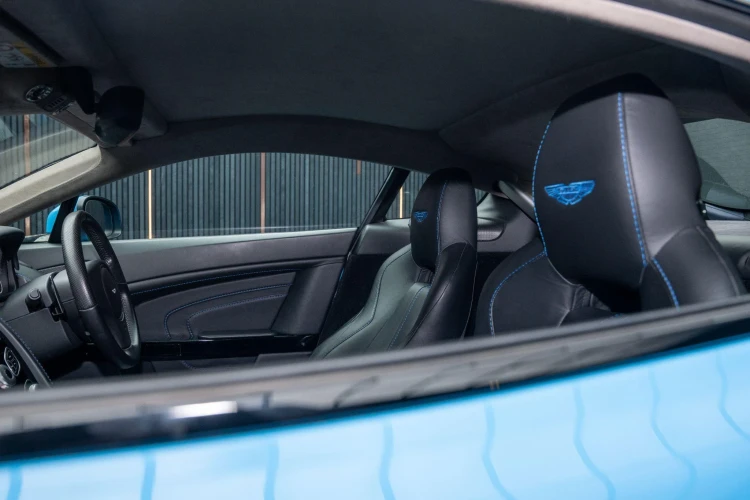 Vehicle Image 30