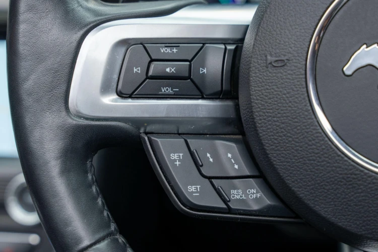Vehicle Image 26