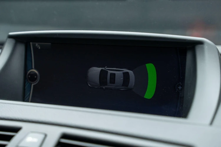 Vehicle Image 10