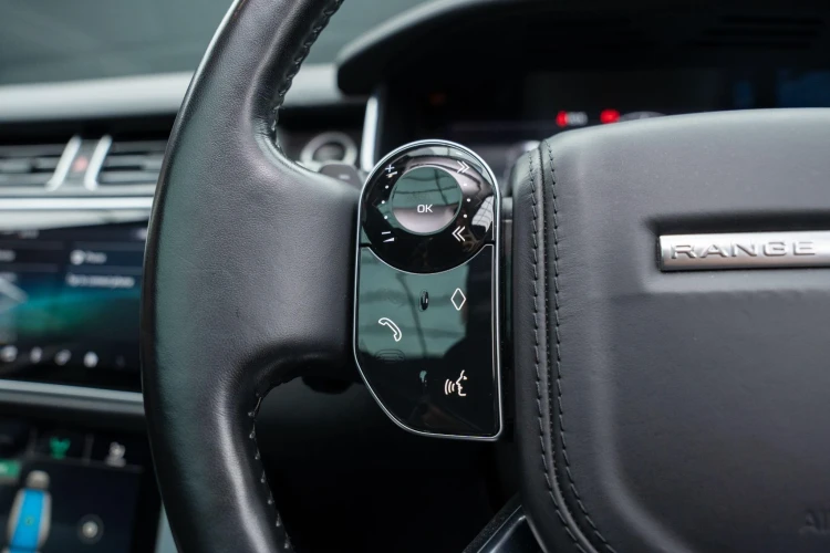 Vehicle Image 30