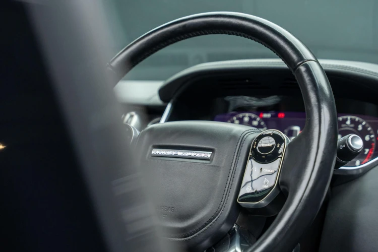 Vehicle Image 37