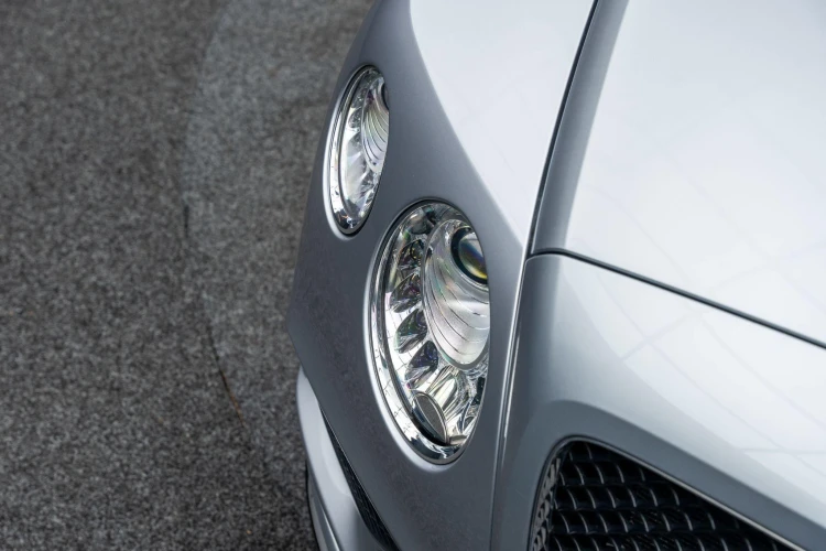 Vehicle Image 30