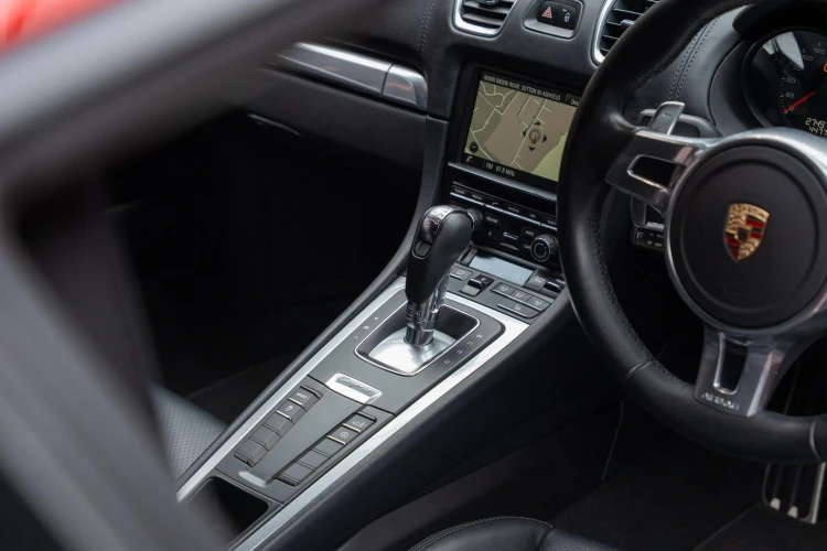 Vehicle Image 30