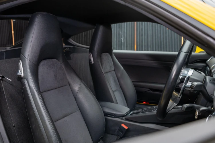 Vehicle Image 20