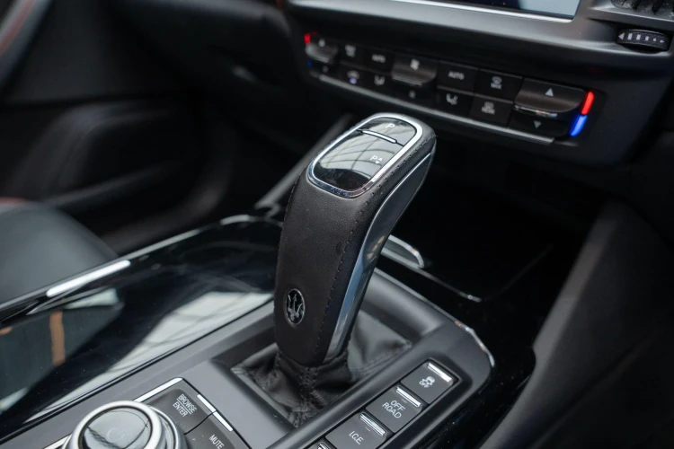 Vehicle Image 37