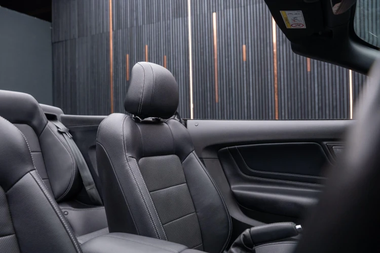 Vehicle Image 36