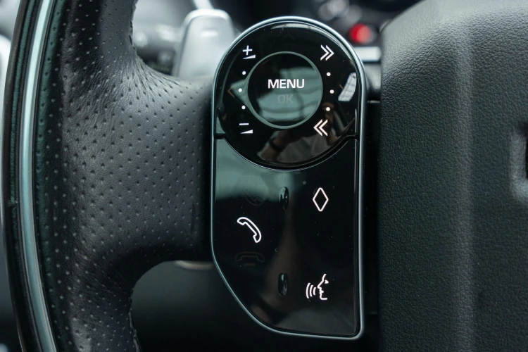 Vehicle Image 22