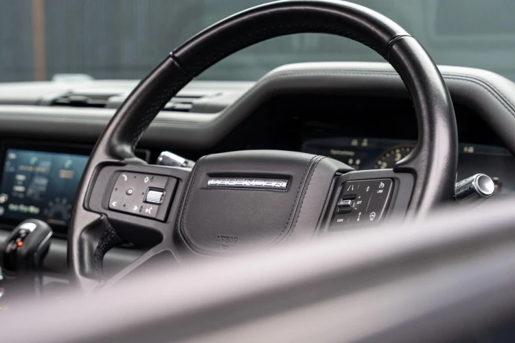 Vehicle Image 10