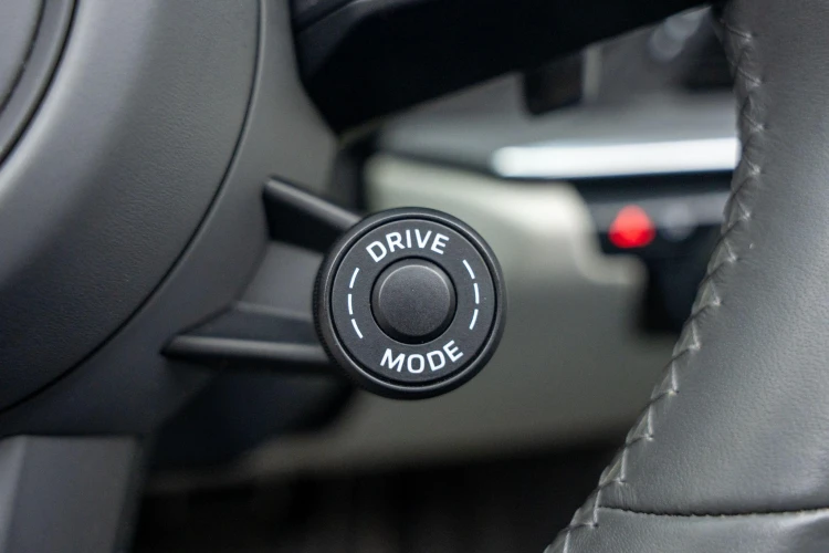 Vehicle Image 22