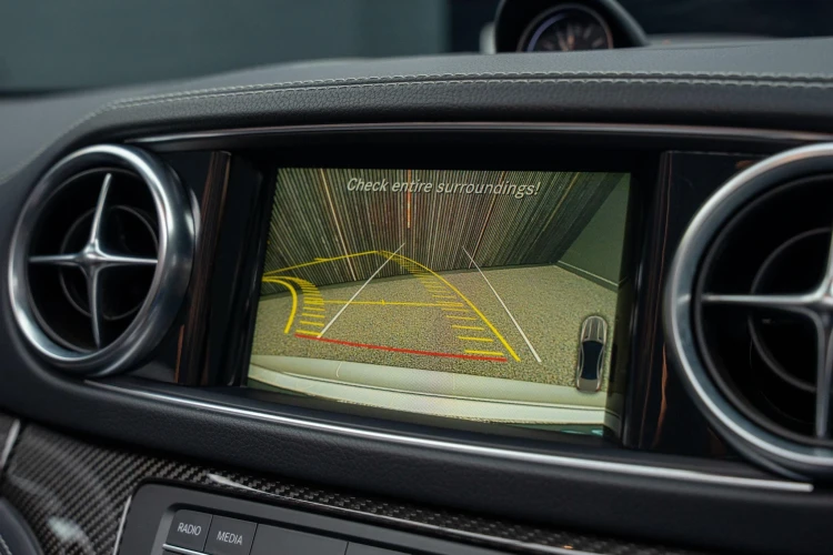 Vehicle Image 8