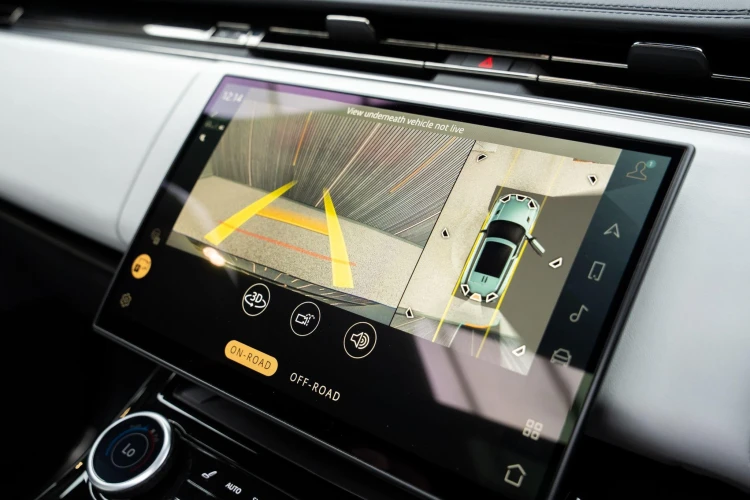 Vehicle Image 6