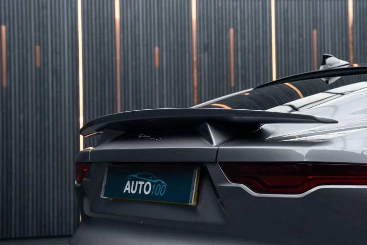 Vehicle Image 23