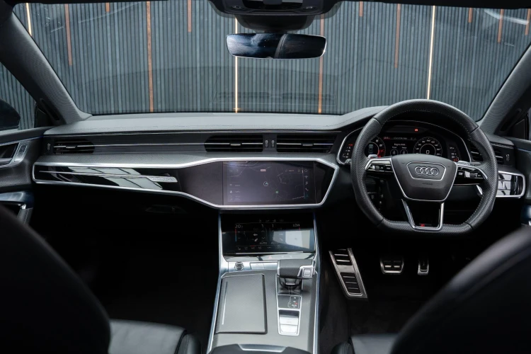 Vehicle Image 39