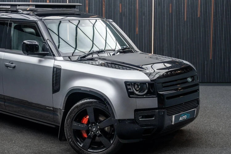 Vehicle Image 9