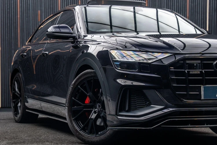 Vehicle Image 7