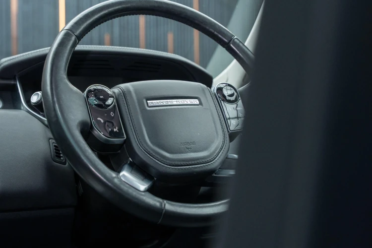 Vehicle Image 38