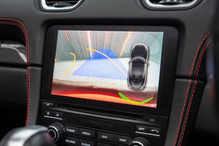Vehicle Image 15
