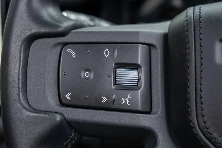 Vehicle Image 35
