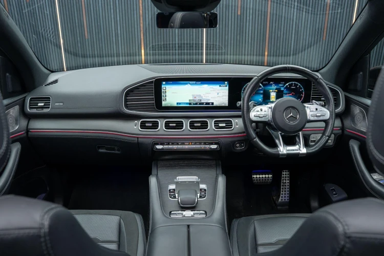 Vehicle Image 37