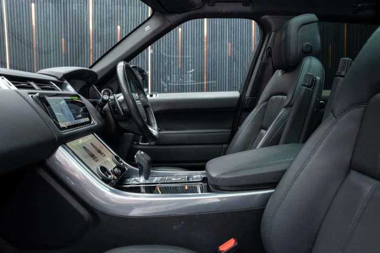 Vehicle Image 36