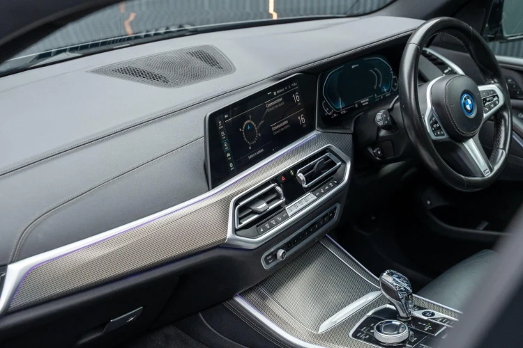 Vehicle Image 40