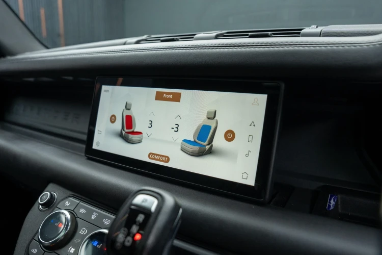 Vehicle Image 12