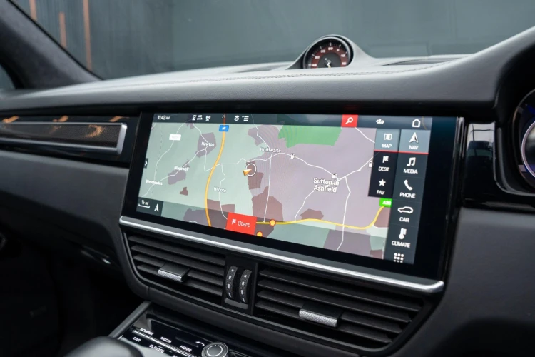 Vehicle Image 10