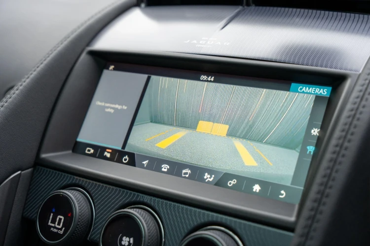 Vehicle Image 10