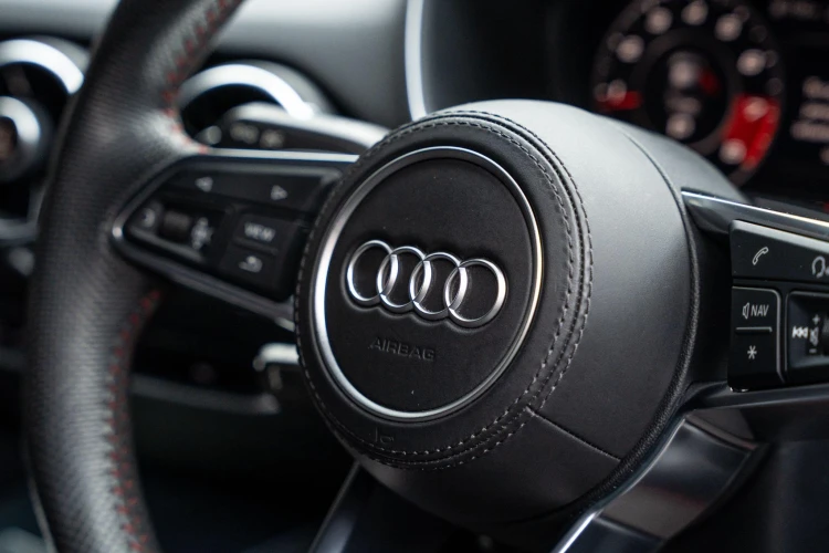 Vehicle Image 20