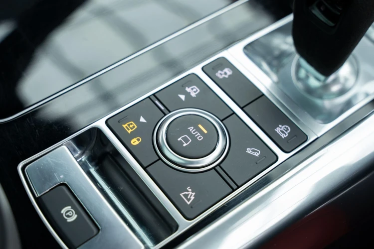 Vehicle Image 20