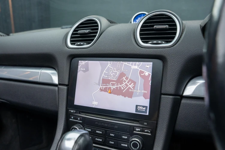 Vehicle Image 8