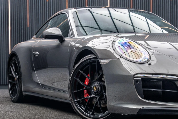 Vehicle Image 7