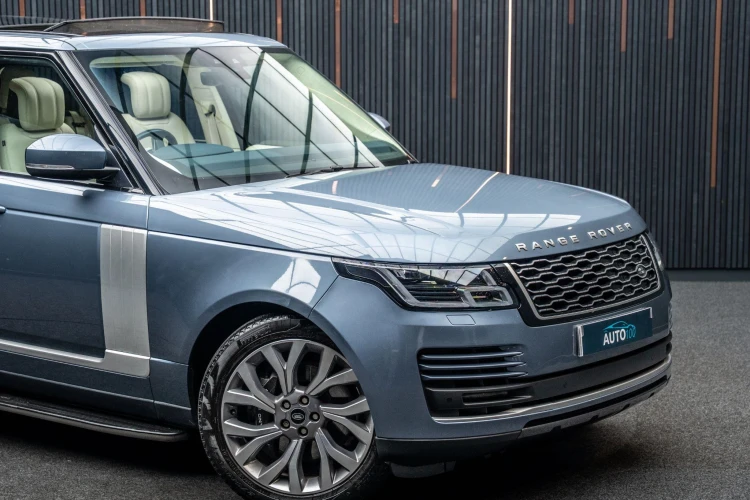 Vehicle Image 9