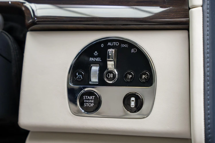 Vehicle Image 50