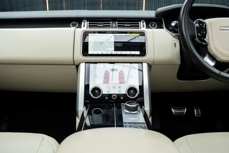 Vehicle Image 36