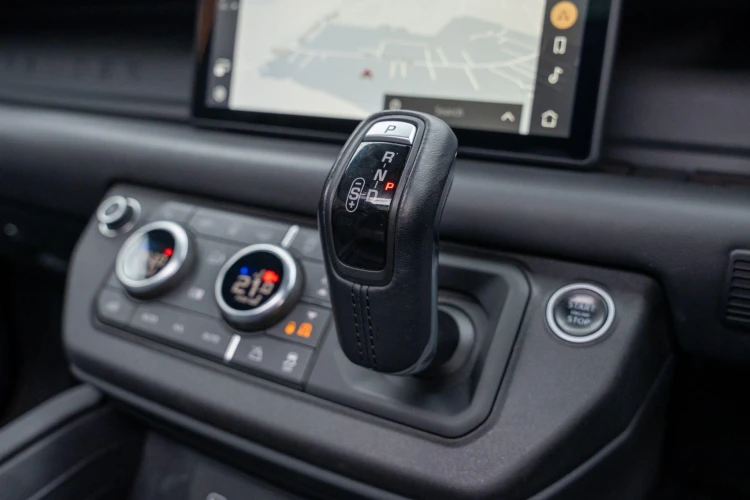 Vehicle Image 13