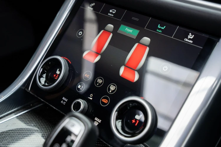 Vehicle Image 12